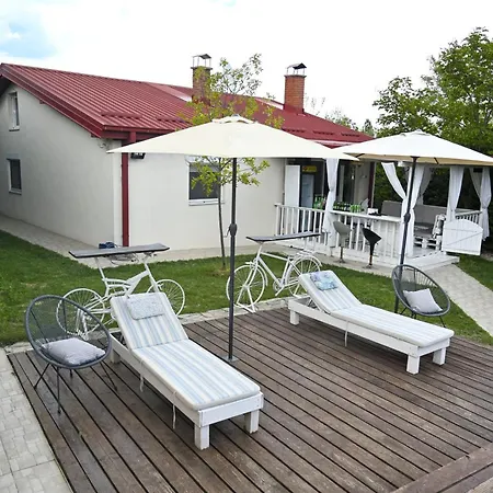 Pool Garden-oaza Skopje