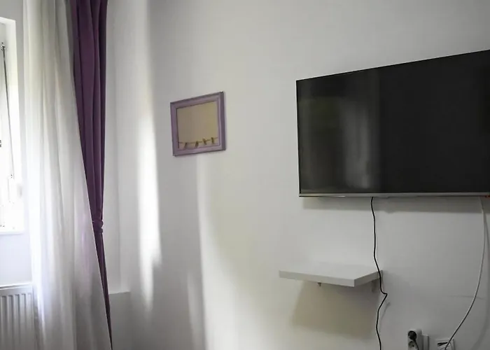 Pool Garden-oaza Villa Skopje