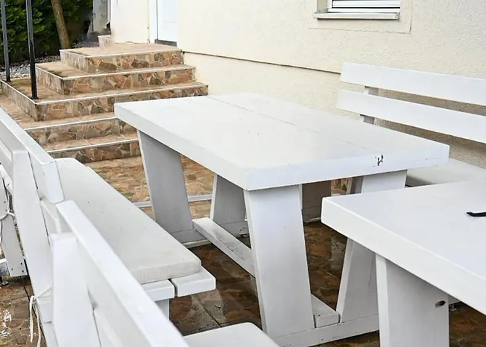 Villa Pool Garden-oaza Skopje